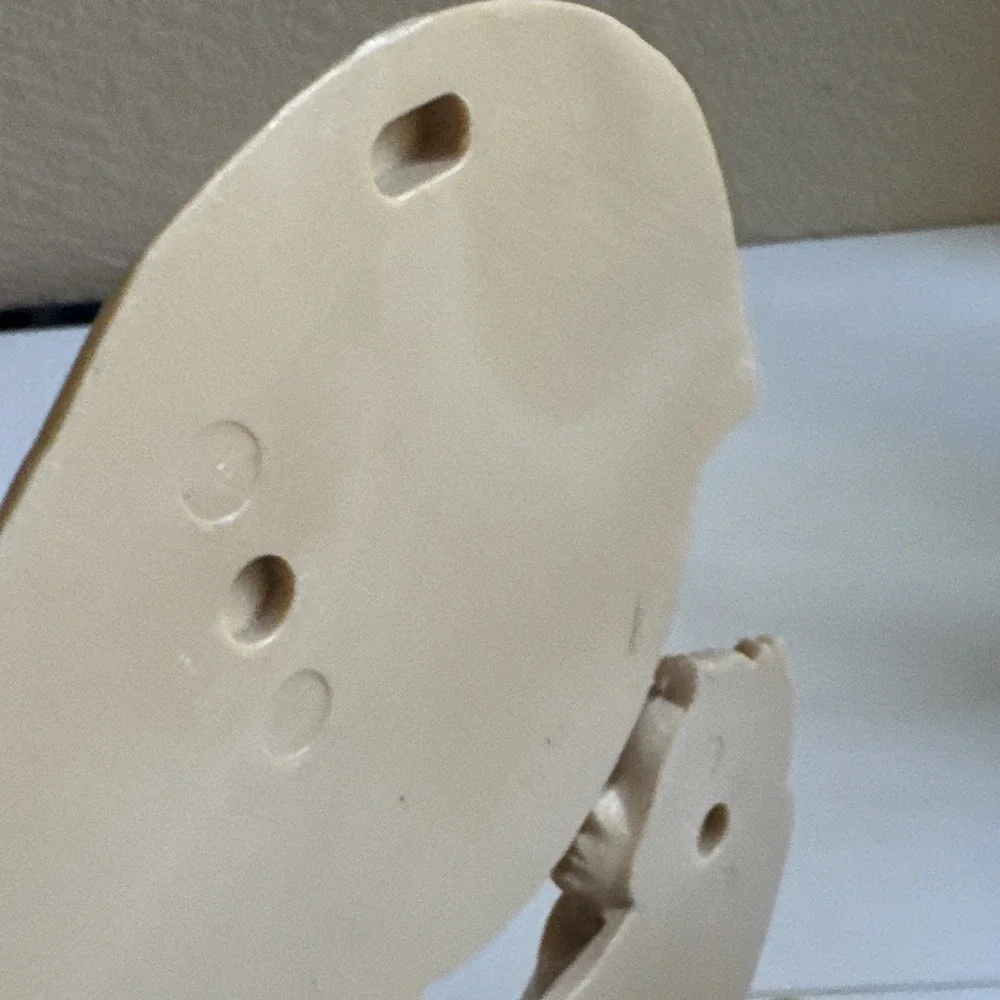 Vintage Mary and Baby Jesus Molded Plastic Figurine Free Standing - Wall Hanging